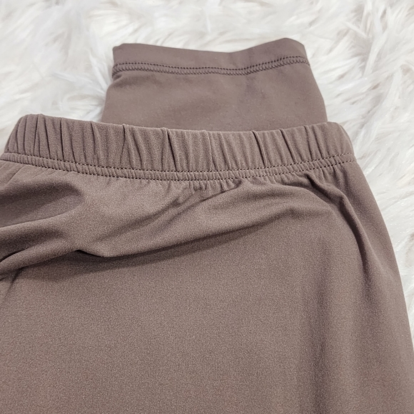 SKIMS Fits Everybody Leggings in Umber/ MEDIUM/NWT - Picture 7 of 9